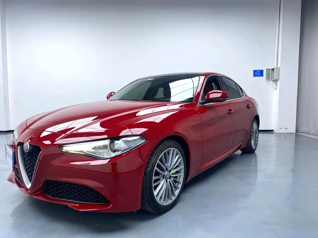 Alfa Romeo Giulia