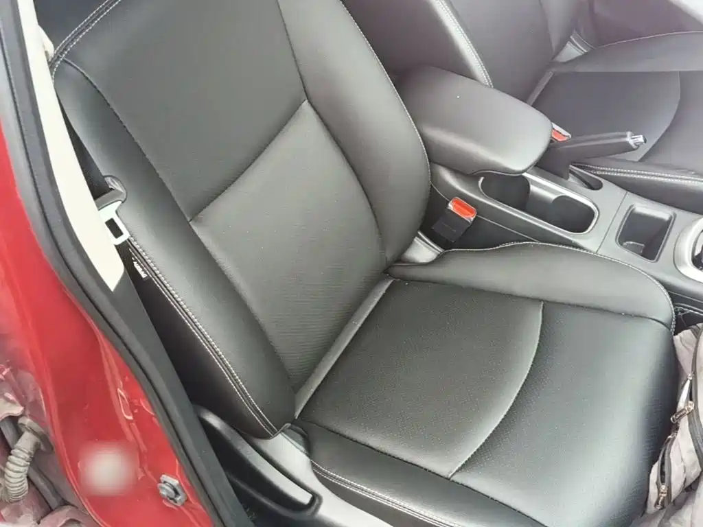 Nissan Tiida — миниатюра 25