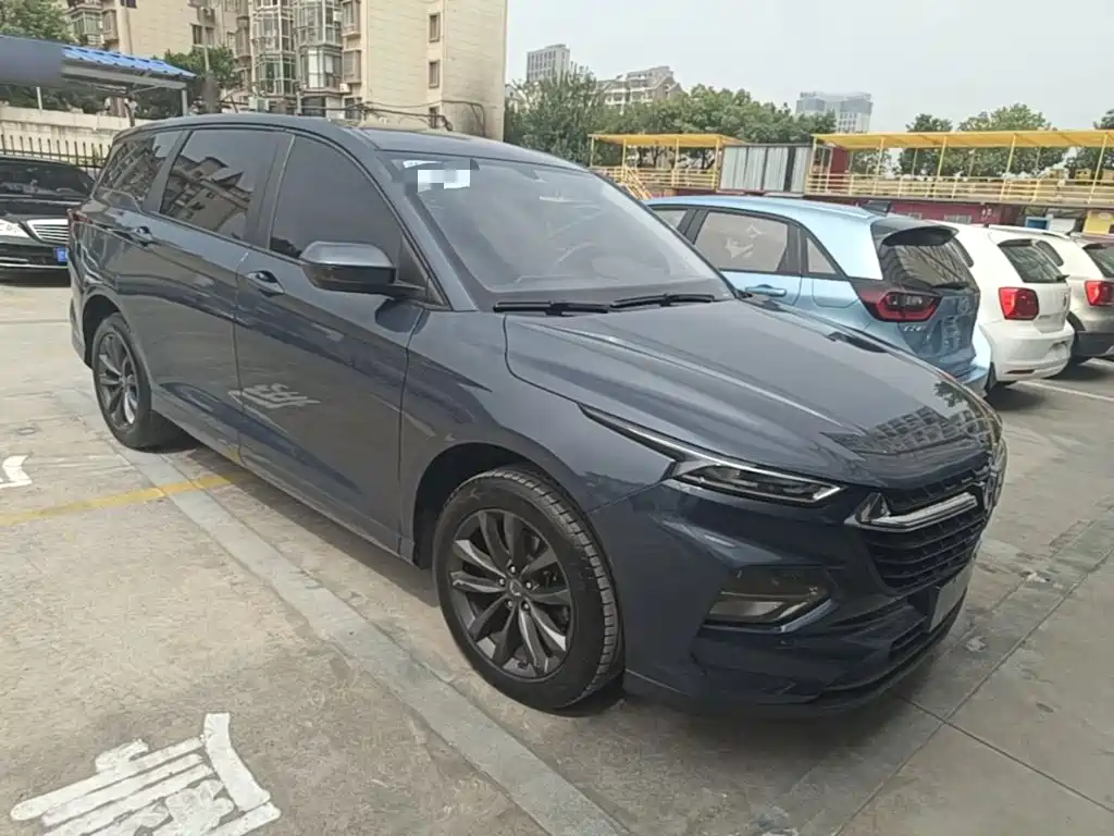 Wuling Victory — миниатюра 4
