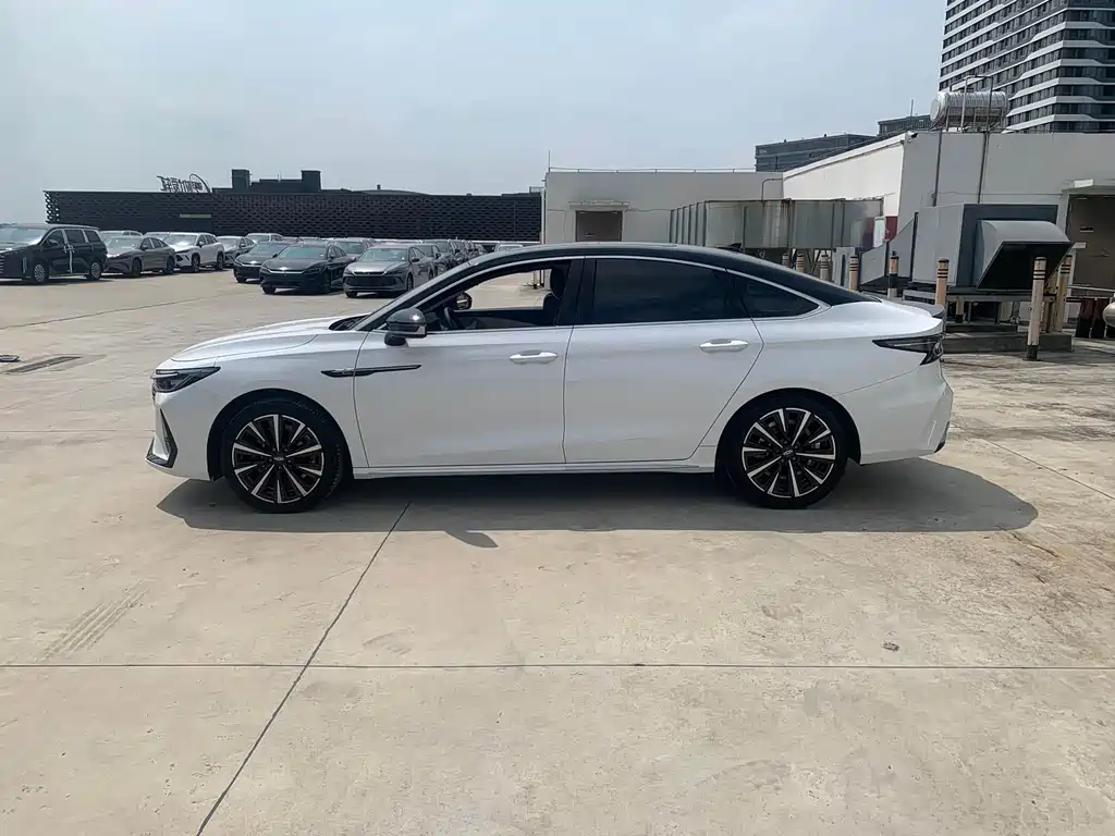 Chery Arrizo 8 — миниатюра 16