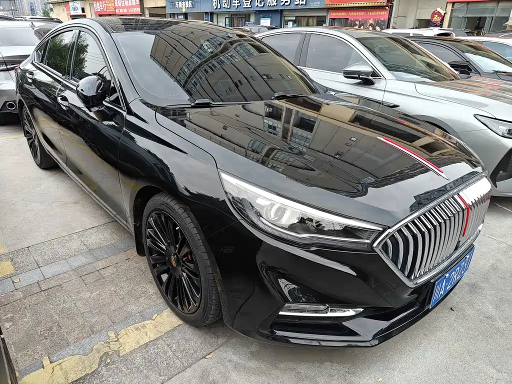 Hongqi Hongqi H5 — миниатюра 3