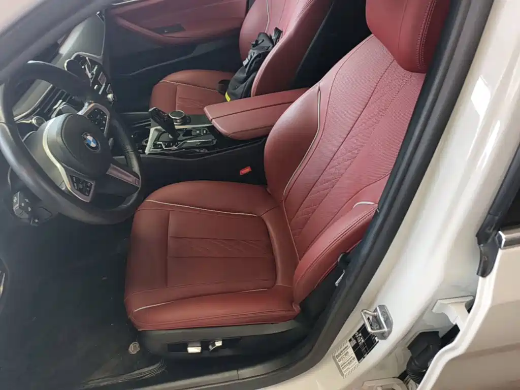 BMW 5 Series — миниатюра 15