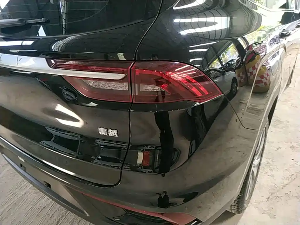 Geely Haoyue — миниатюра 8