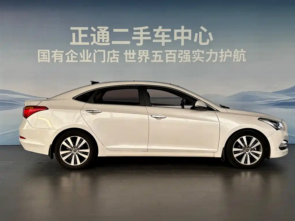 Hyundai Mistra — миниатюра 8