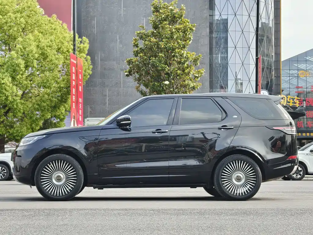 Land Rover Discovery — миниатюра 6