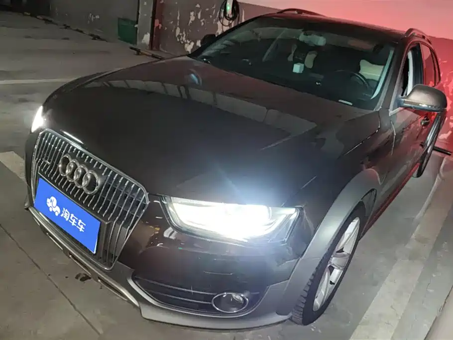 Audi A4 (Import) 2014