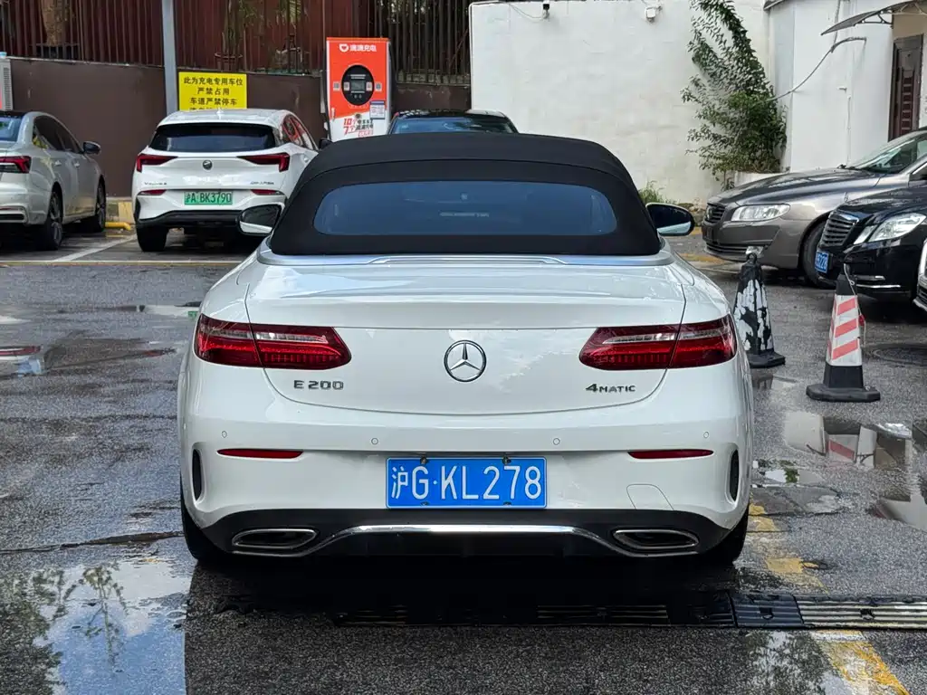Mercedes-Benz E-Class (Import) — миниатюра 3