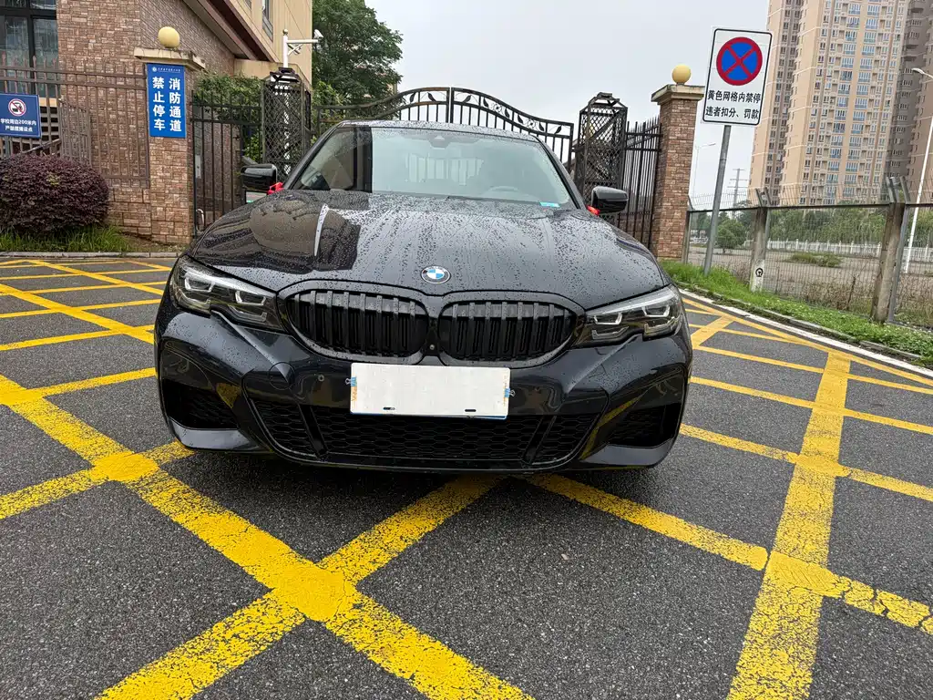 BMW 3 Series 2022