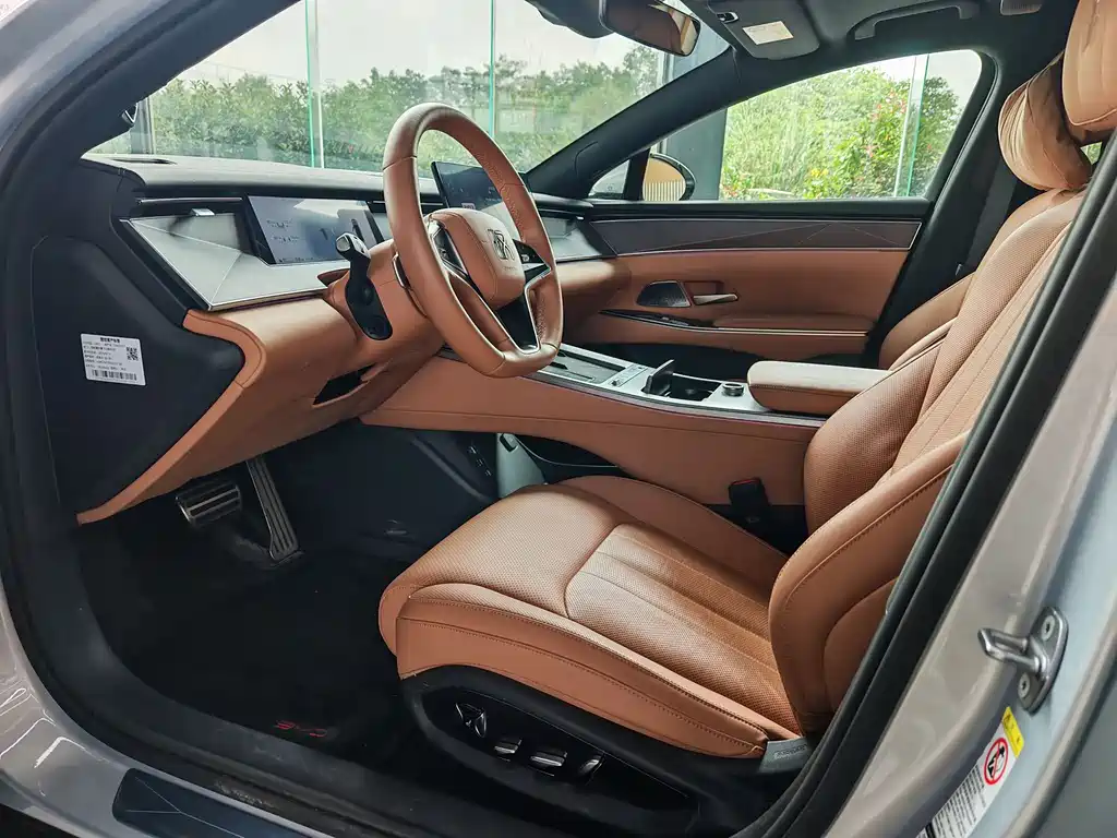 BYD Han L 2025 EV Flagship