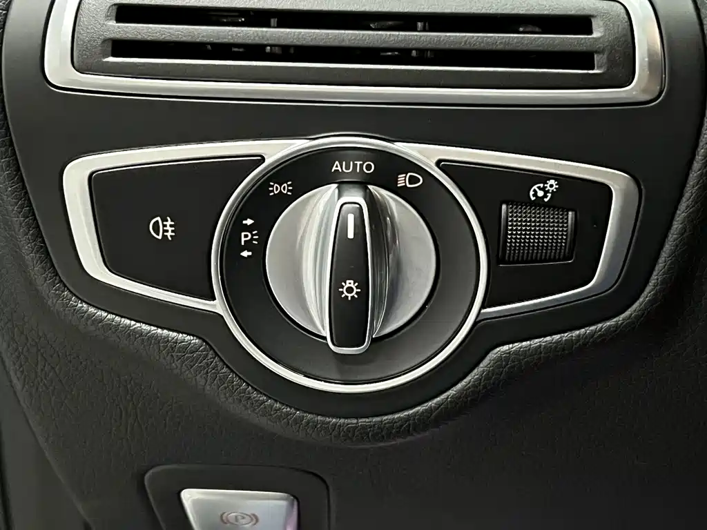 Mercedes-Benz GLC — миниатюра 42