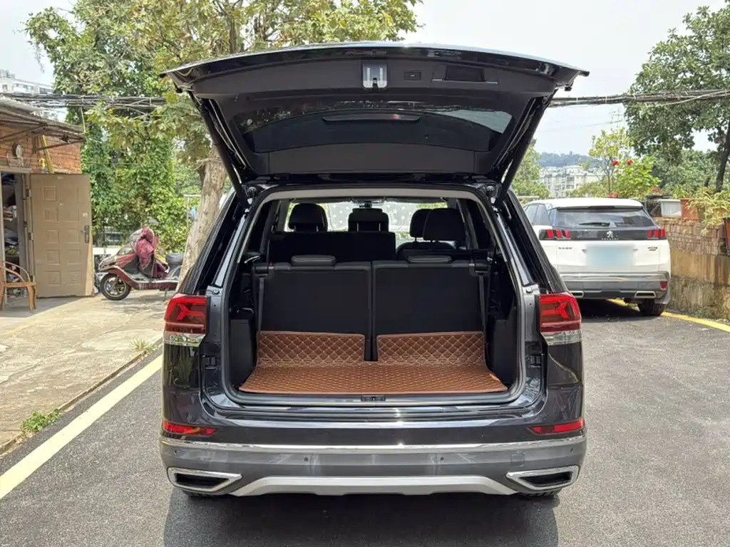 Volkswagen Teramont — миниатюра 5