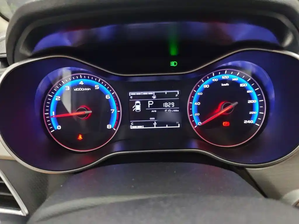 Geely Vision — миниатюра 4