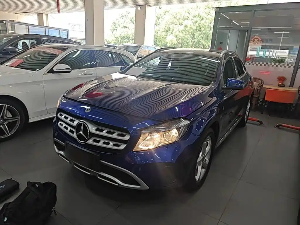 Mercedes-Benz GLA — миниатюра 2