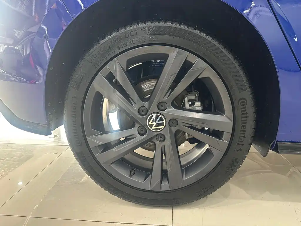 Volkswagen Golf — миниатюра 11