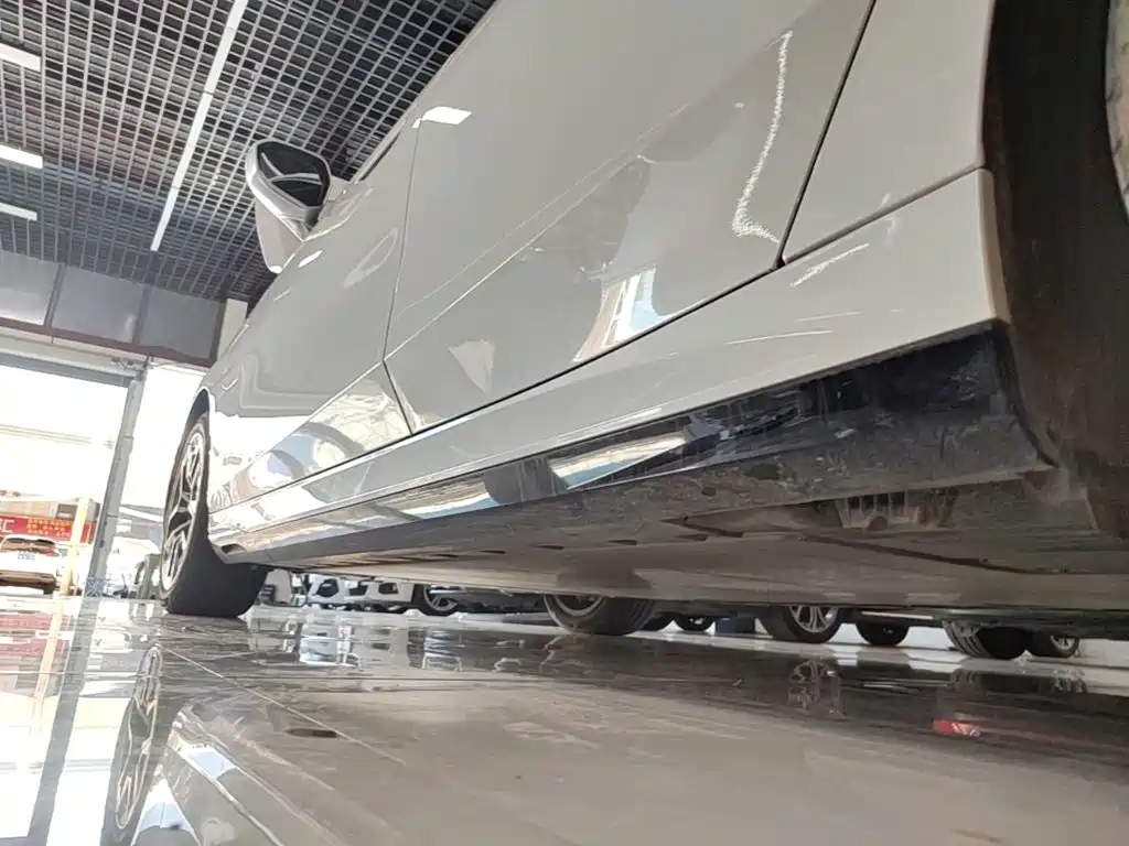 BMW i5 — миниатюра 22