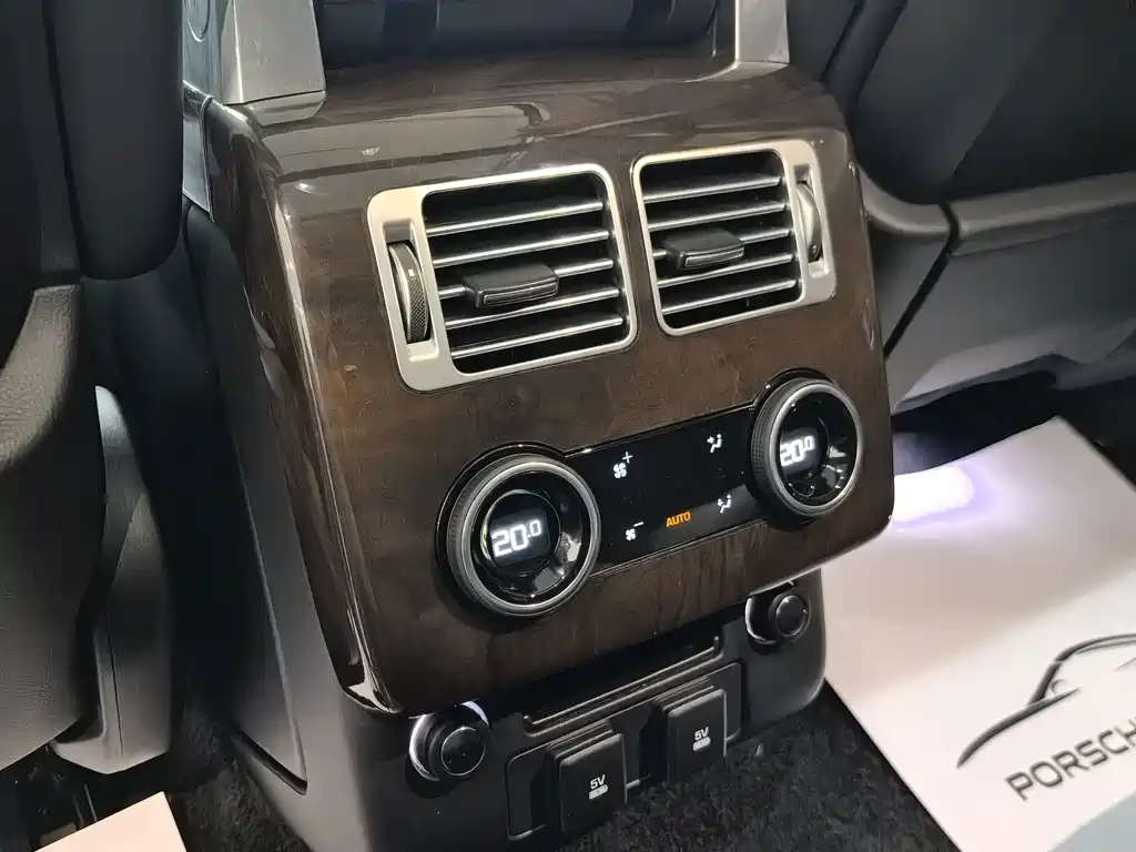 Land Rover Range Rover — миниатюра 12