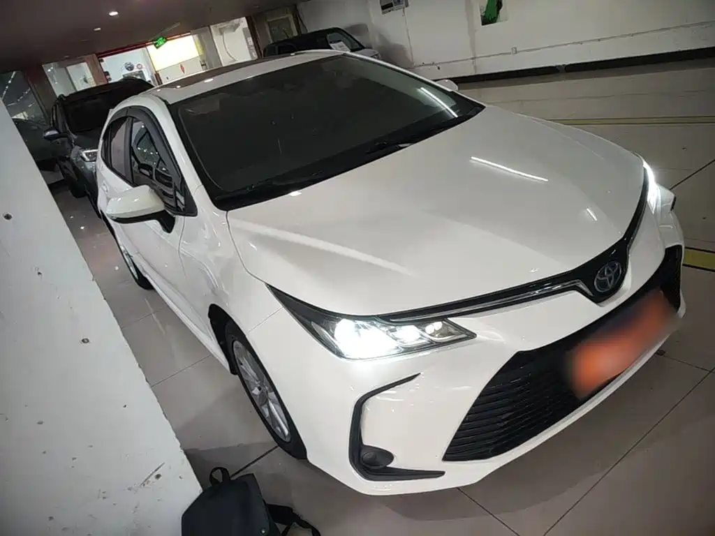 Toyota Corolla — миниатюра 4