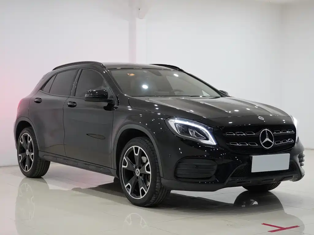 Mercedes-Benz GLA 2018 GLA 220 4MATIC Sport