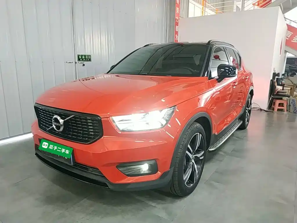 Volvo XC40 — миниатюра 2