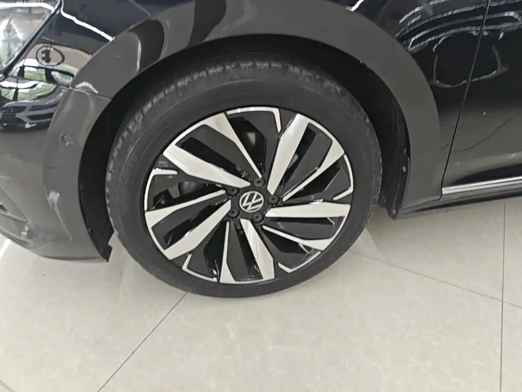 Volkswagen Passat — миниатюра 23