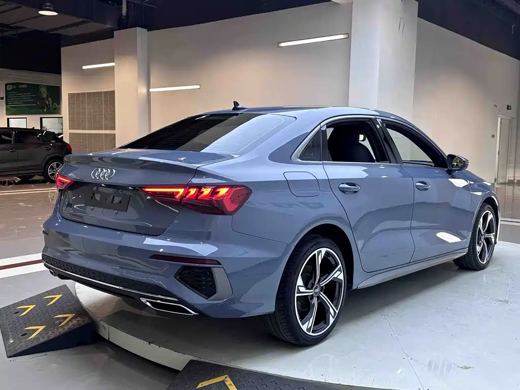 Audi A3 2022 A3L Limousine 35 TFSI RS