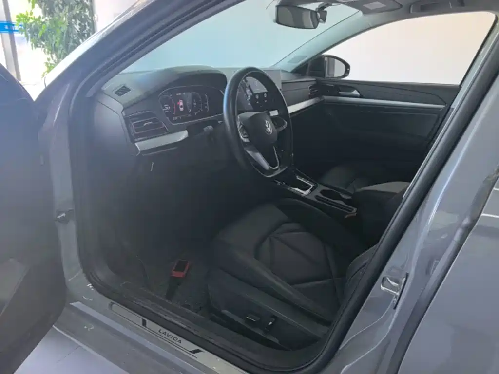 Volkswagen Lavida — миниатюра 16