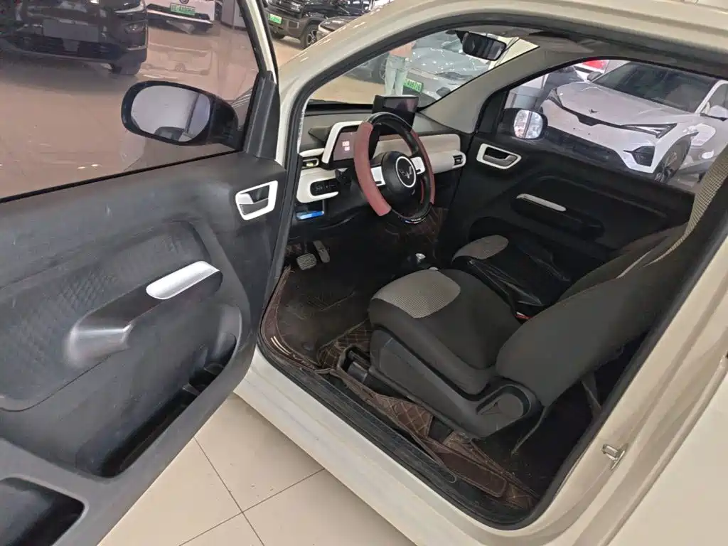 Wuling MINIEV — миниатюра 16