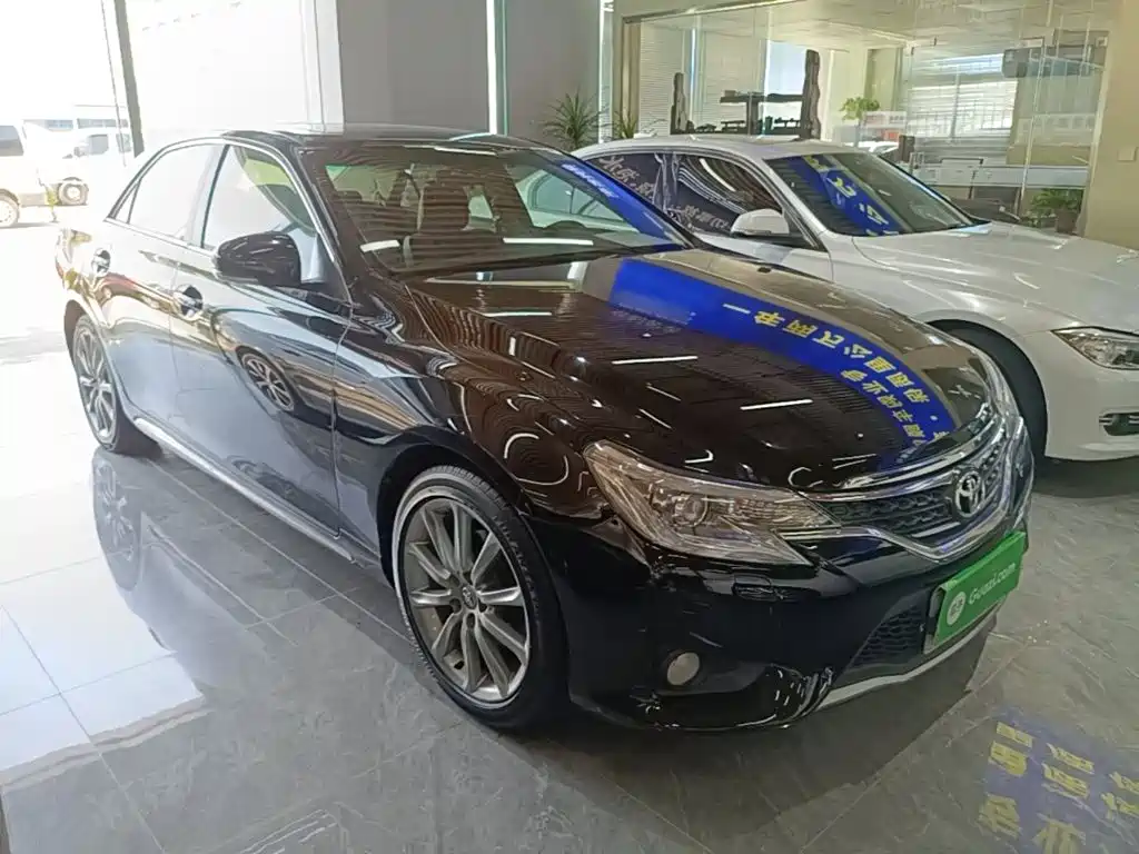 Toyota Reiz — миниатюра 4