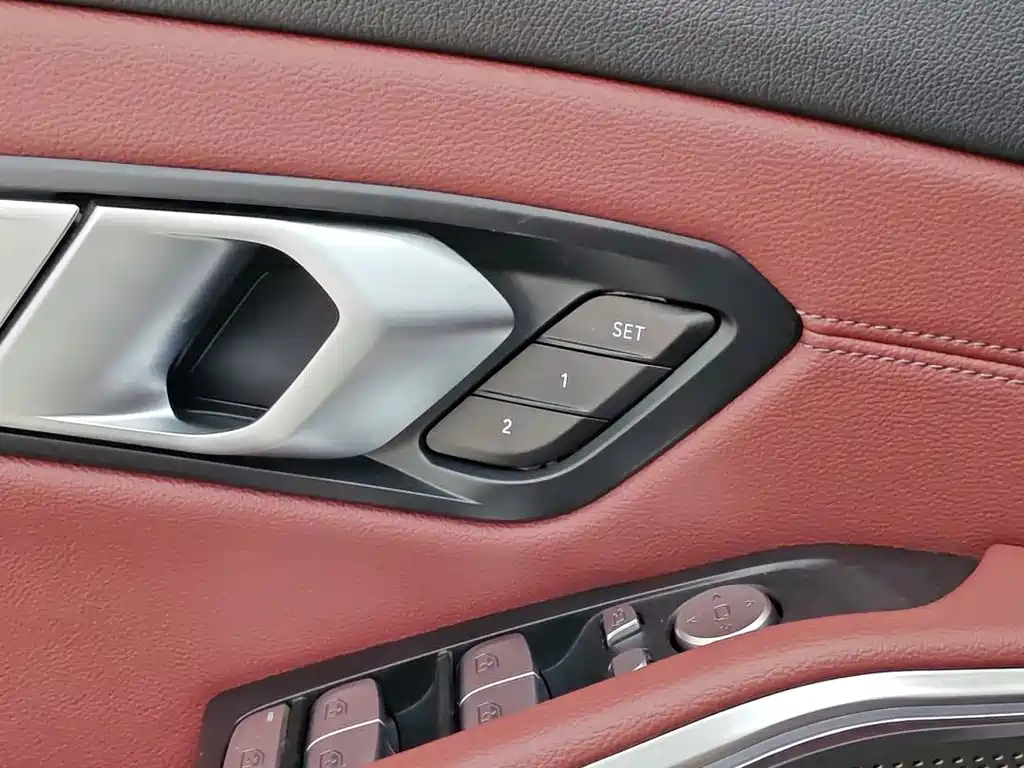 BMW 3 Series — миниатюра 14