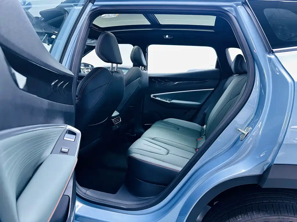 Geely Boyue — миниатюра 9