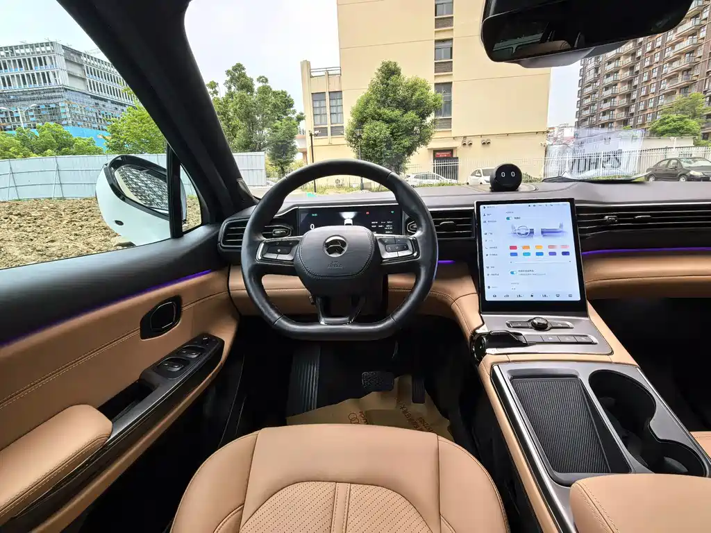 NIO ES6 — миниатюра 16
