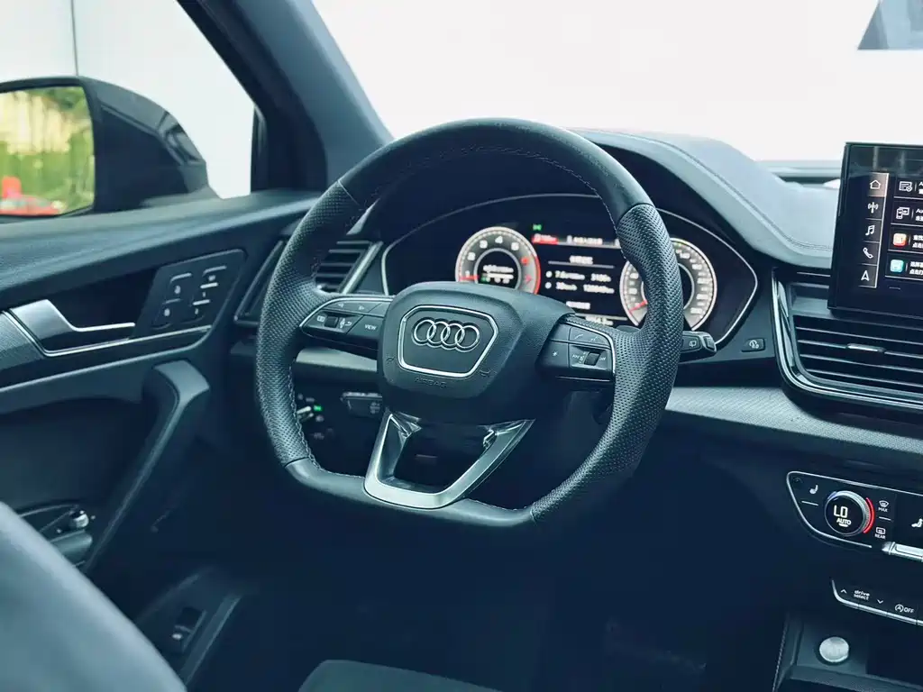 Audi Q5L Sportback — миниатюра 17