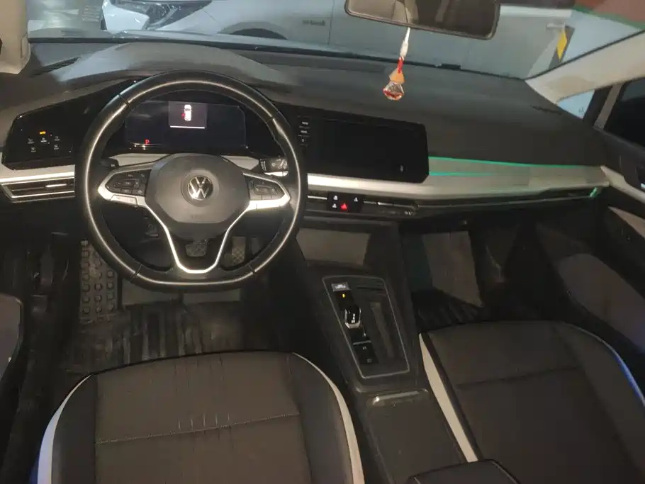 Volkswagen Golf — миниатюра 12