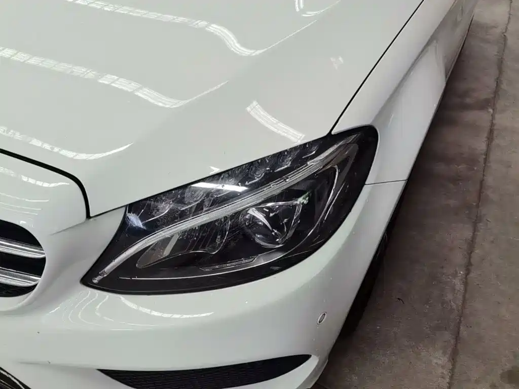 Mercedes-Benz C-Class — миниатюра 24