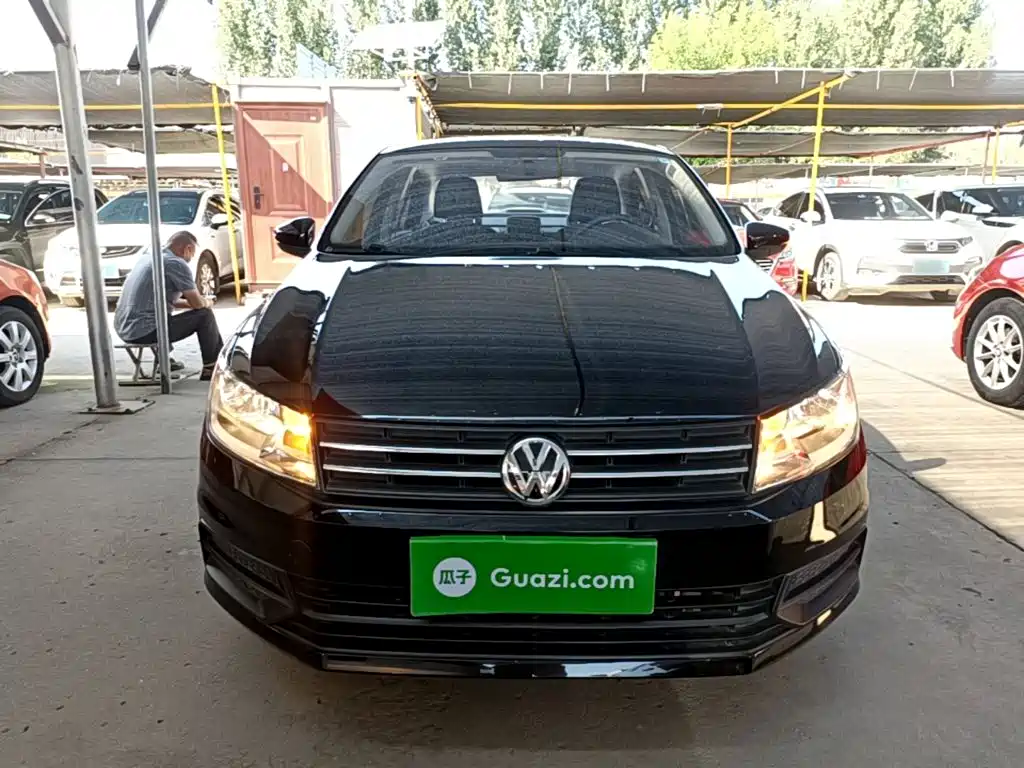 Volkswagen Santana — миниатюра 3