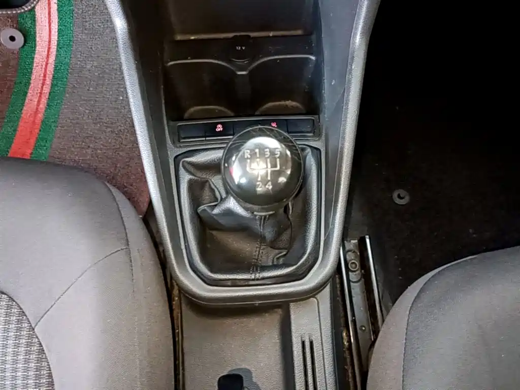 Volkswagen Santana — миниатюра 14