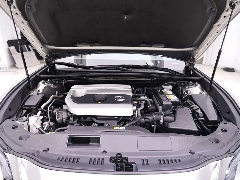 Lexus ES — миниатюра 14