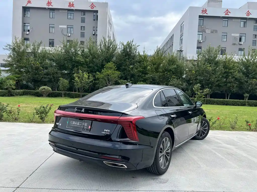 Hongqi Hongqi H5 — миниатюра 2