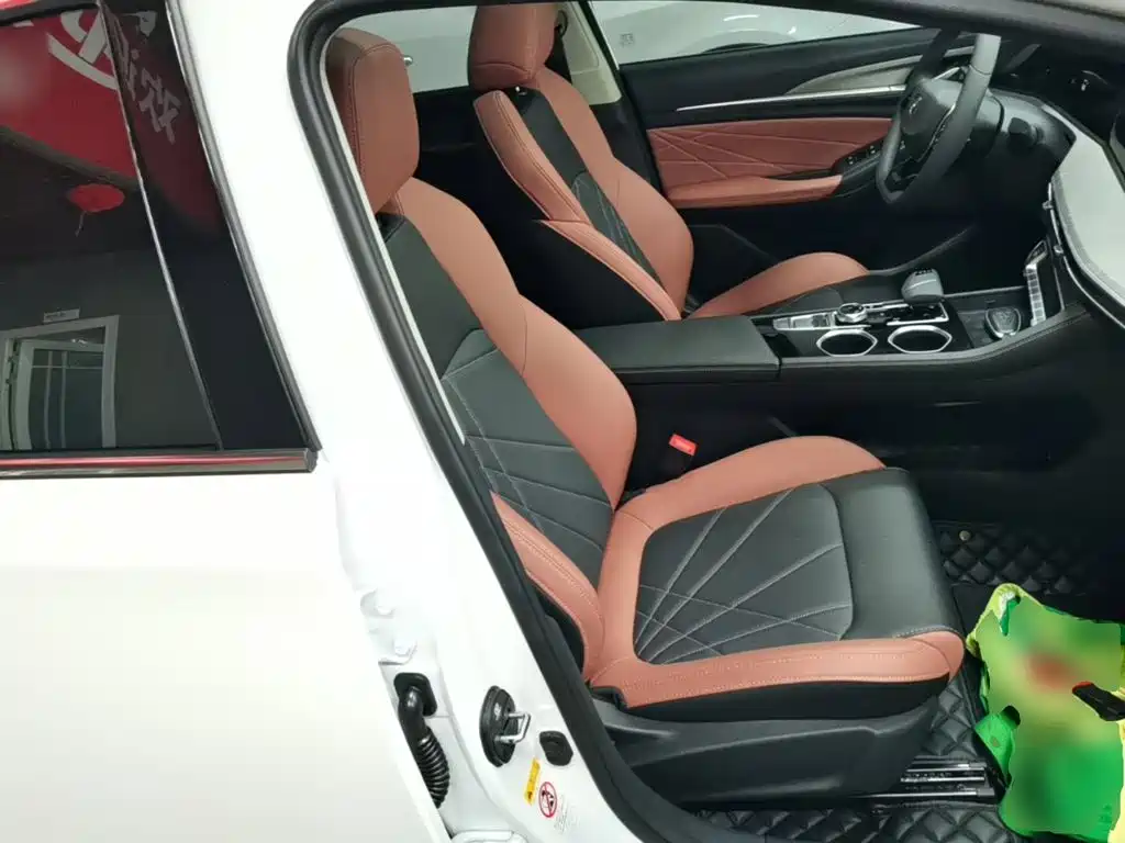 Changan Eado — миниатюра 25