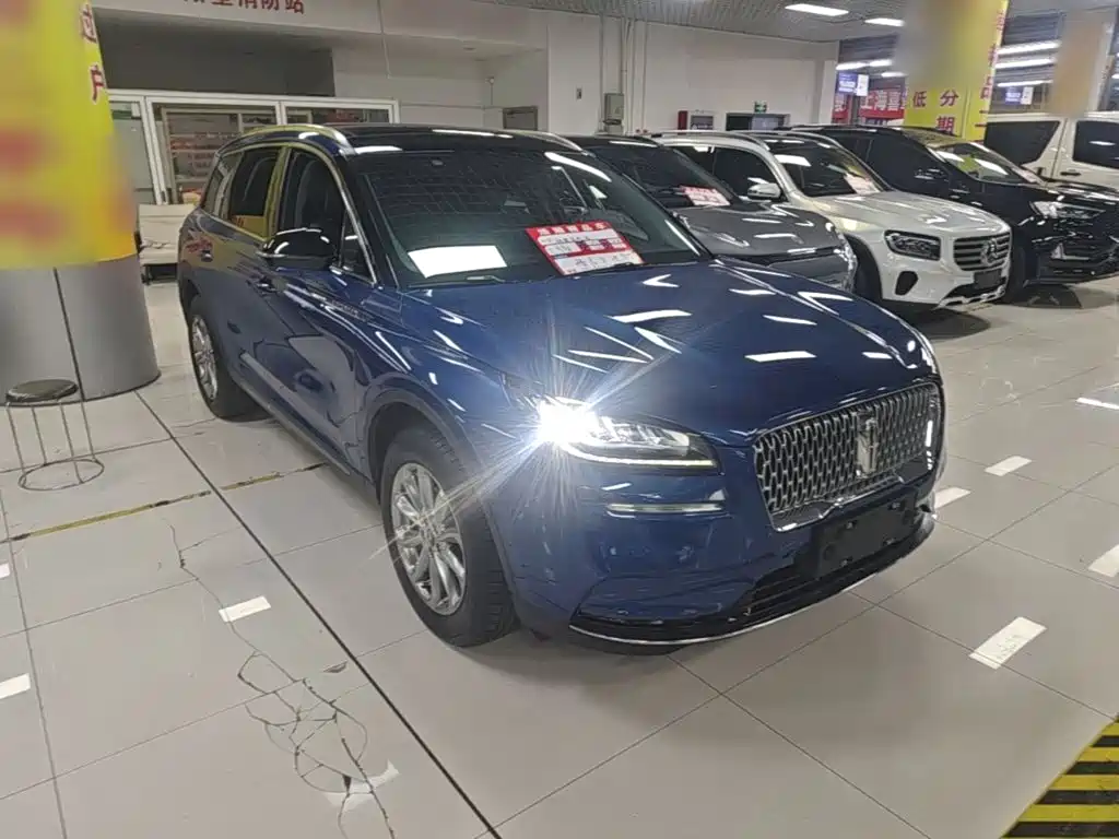 Lincoln Corsair — миниатюра 4