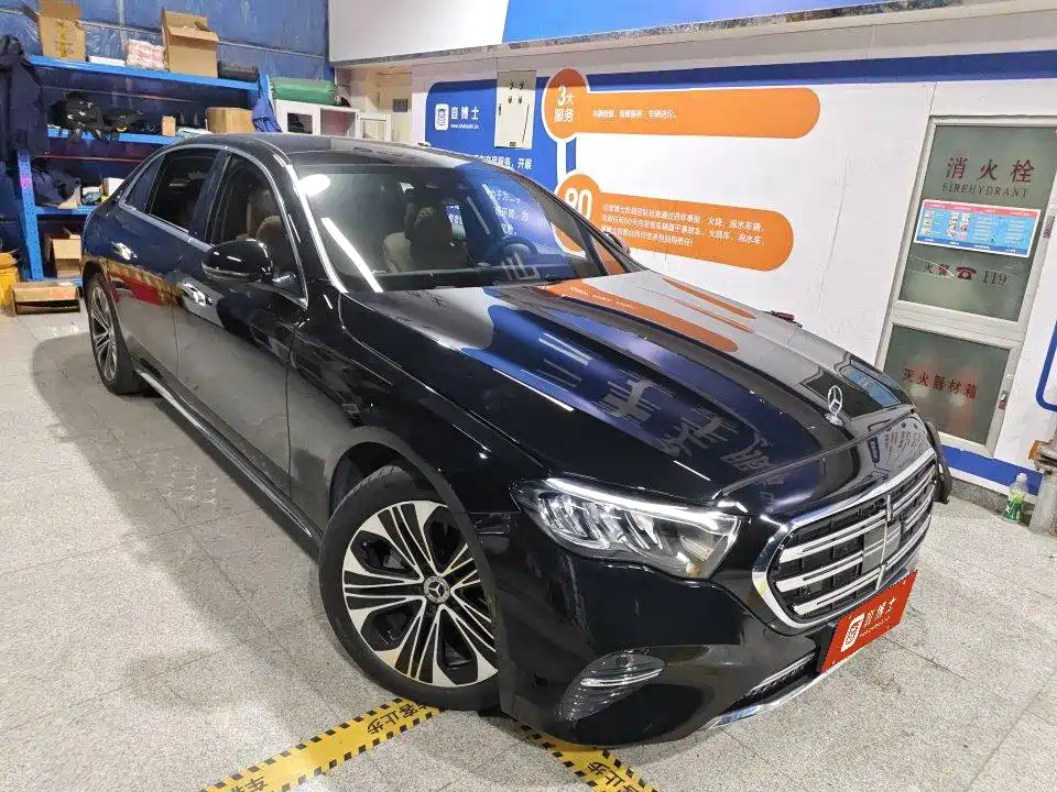 Mercedes-Benz E-Class — миниатюра 5