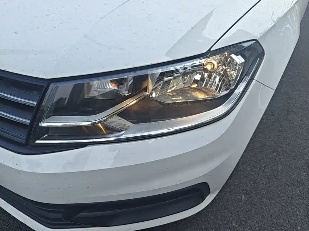 Volkswagen Santana — миниатюра 24