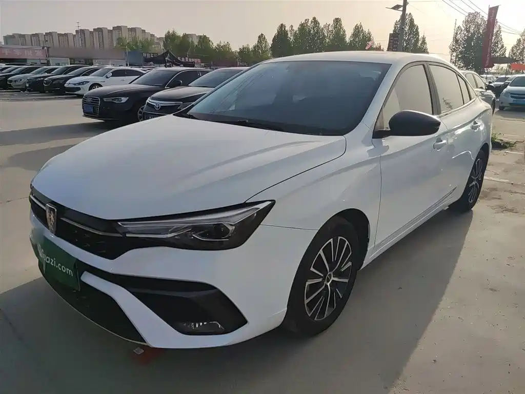 Купить Roewe i5