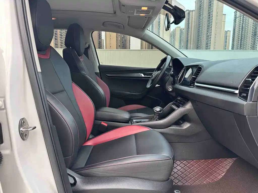Skoda Karoq — миниатюра 18
