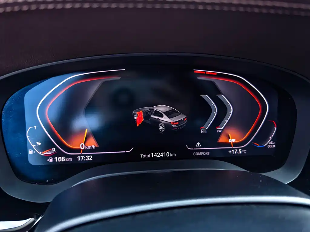 BMW 5 Series — миниатюра 11