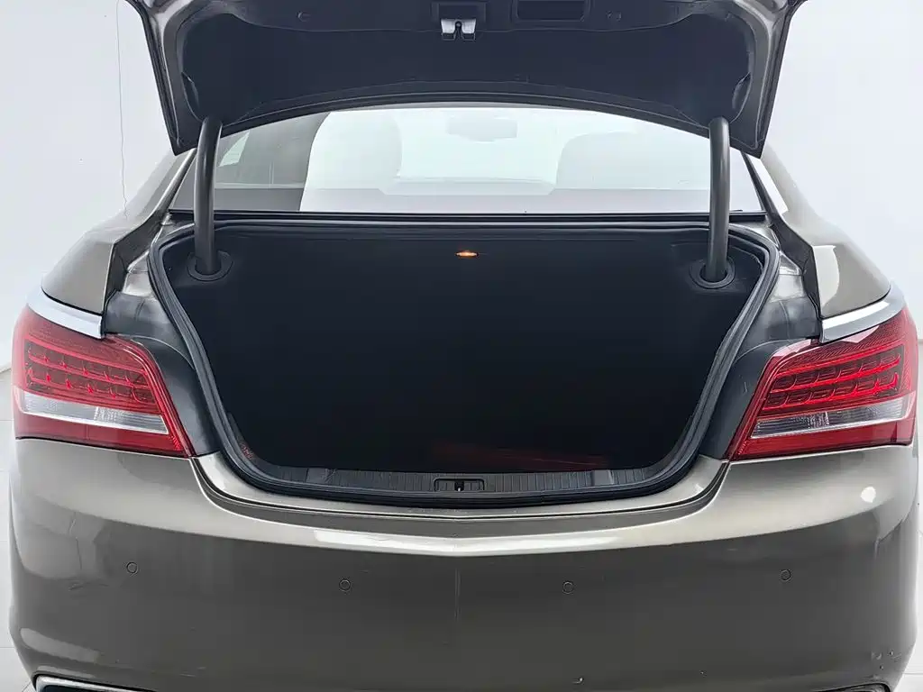 Buick LaCrosse — миниатюра 16