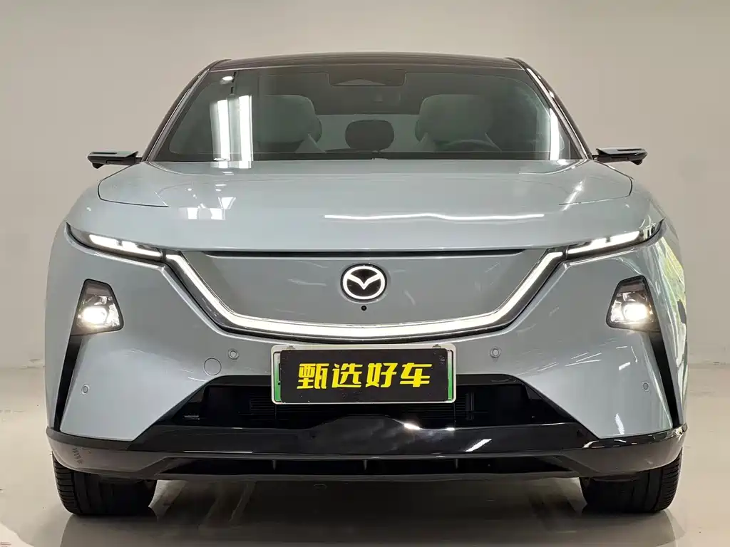Mazda EZ-60 — миниатюра 2