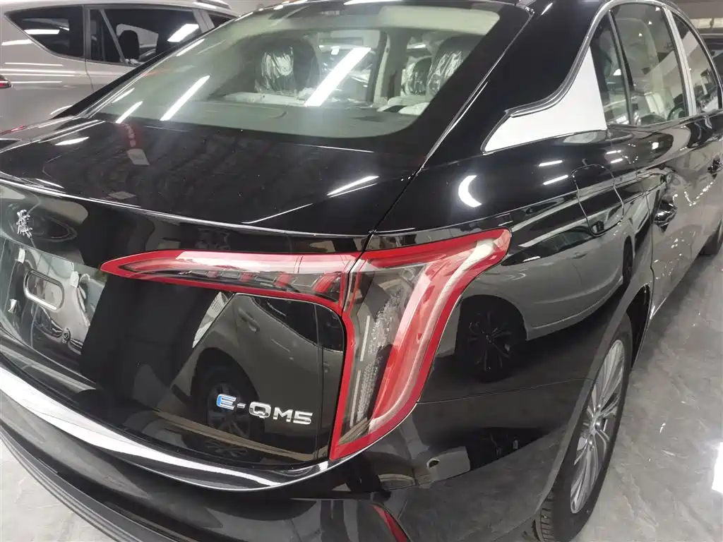 Hongqi E-QM5 2024 500km