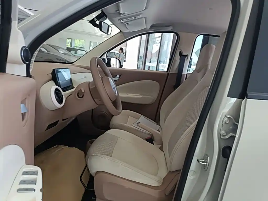 Wuling MINIEV — миниатюра 15