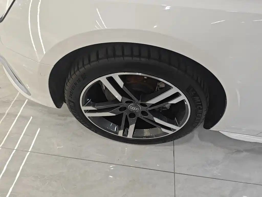 Audi A4L — миниатюра 23